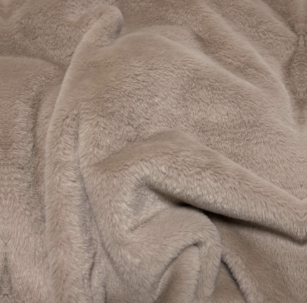 ケーキのくまちゃん着ぐるみ