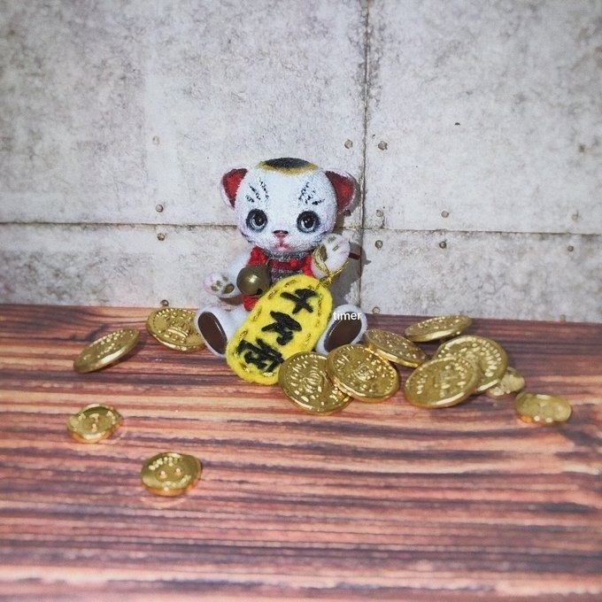 ハニーベア カスタム ミモザ ホワイト 招き猫 ラッキー 20