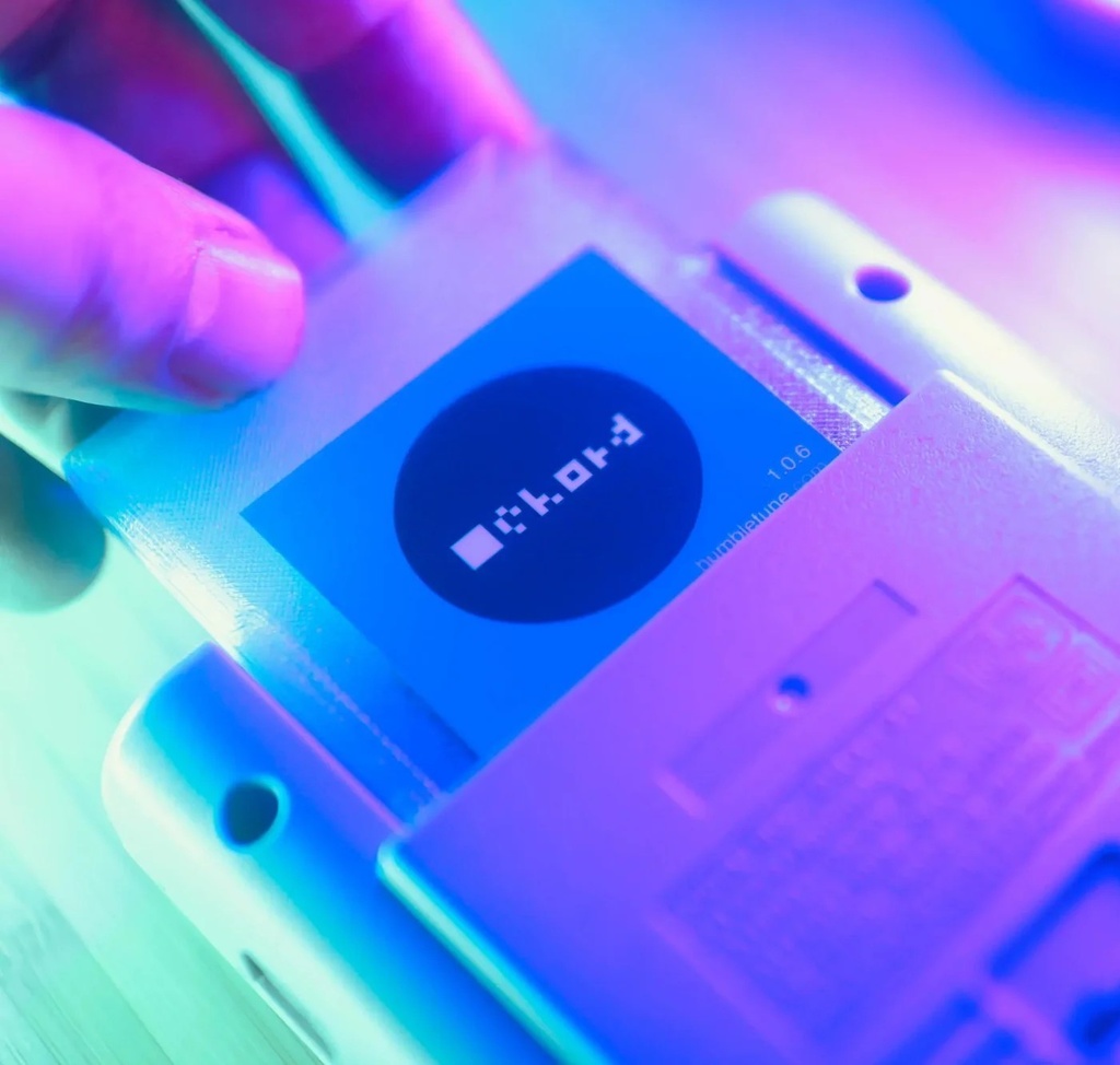 Chord 1.1.0!ゲームボーイ用チップチューンMIDIモノシンセ