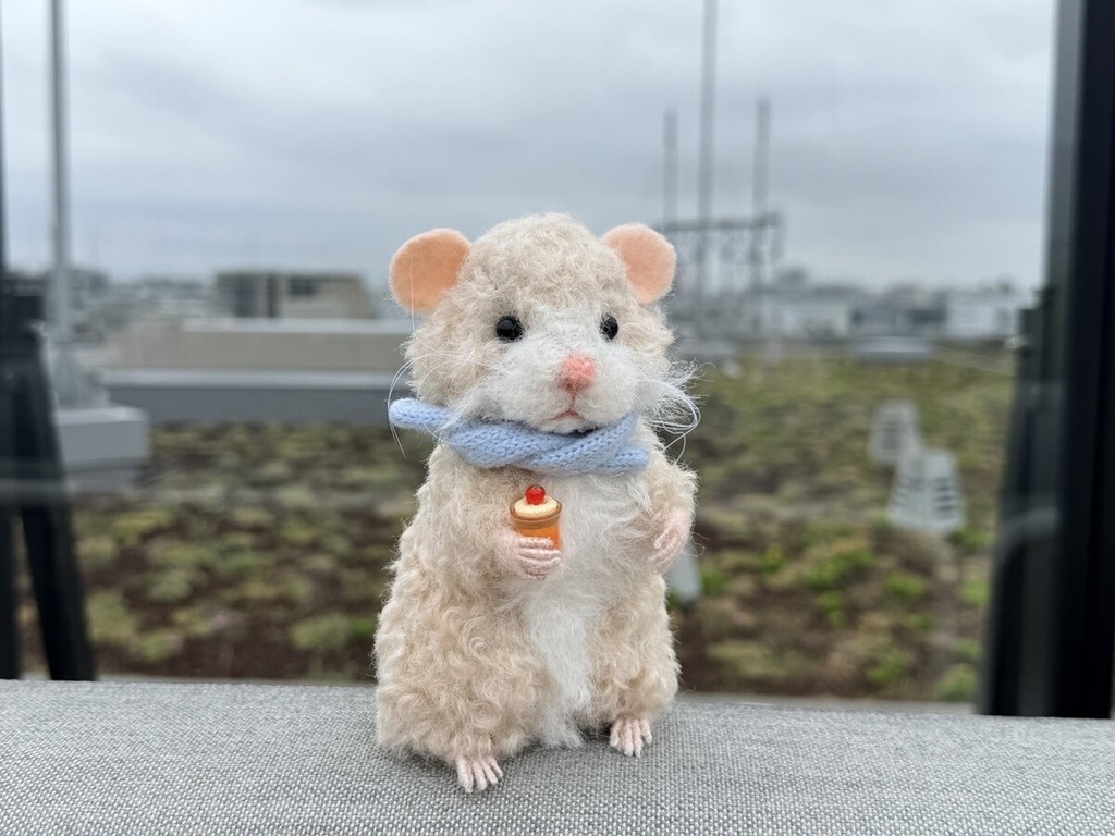 【受注制作】ふわふわキンクマハムスターぬいぐるみ「こむぎ」|手縫い・ピクニックセット付き