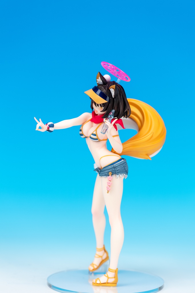 ブルーアーカイブ イズナ(水着) ガレージキット