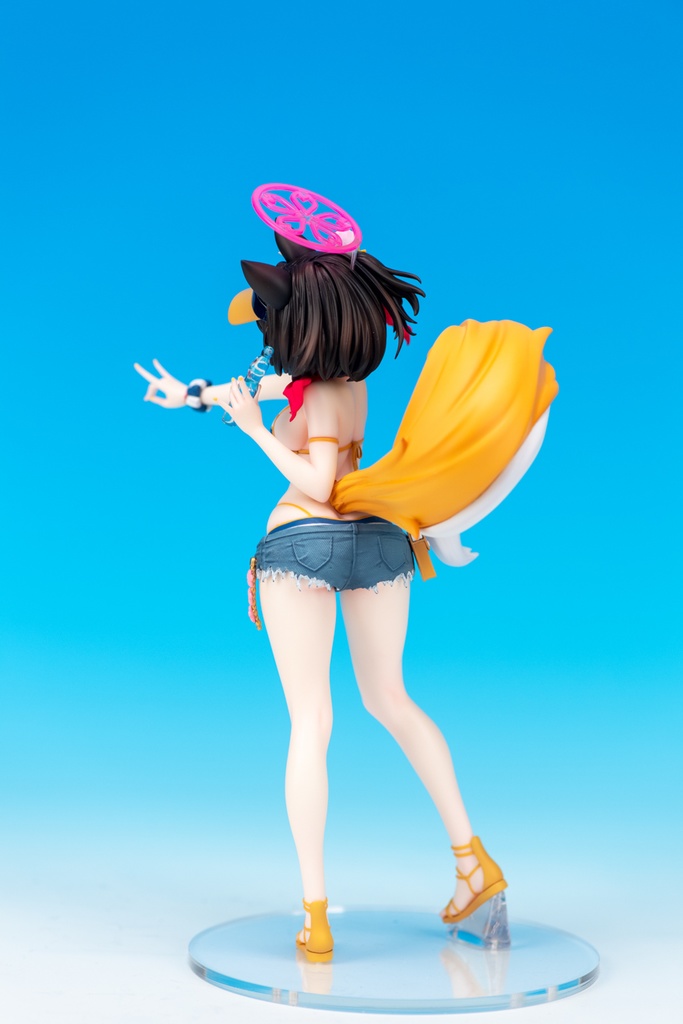 ブルーアーカイブ イズナ(水着) ガレージキット