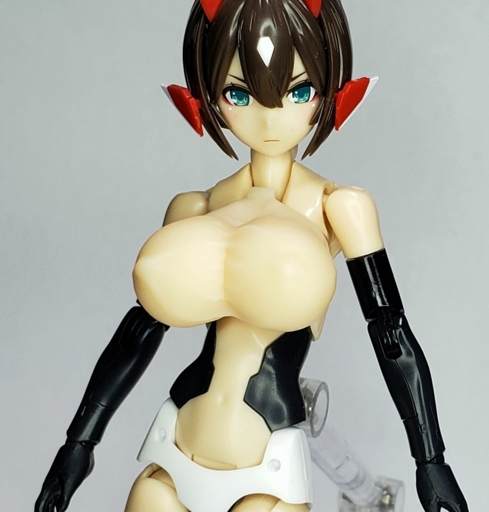 ぱつぱつバスト(メガミデバイス系)