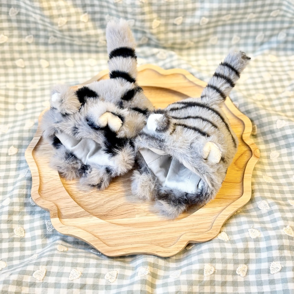 ユキヒョウちゃんとトラちゃん（グレーカラー）着ぐるみ