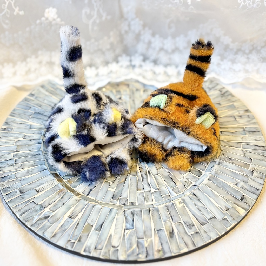 ユキヒョウちゃんとトラちゃん（ポップカラー）着ぐるみ