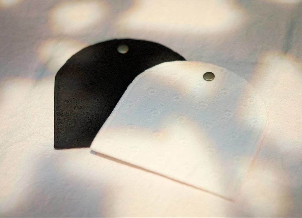 【oniwaコラボ】レース生地のマスクケース