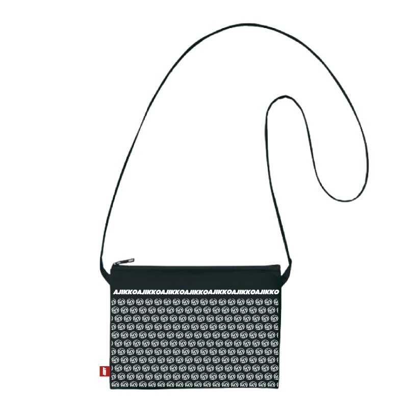 (RE:)AJKサコッシュバッグ