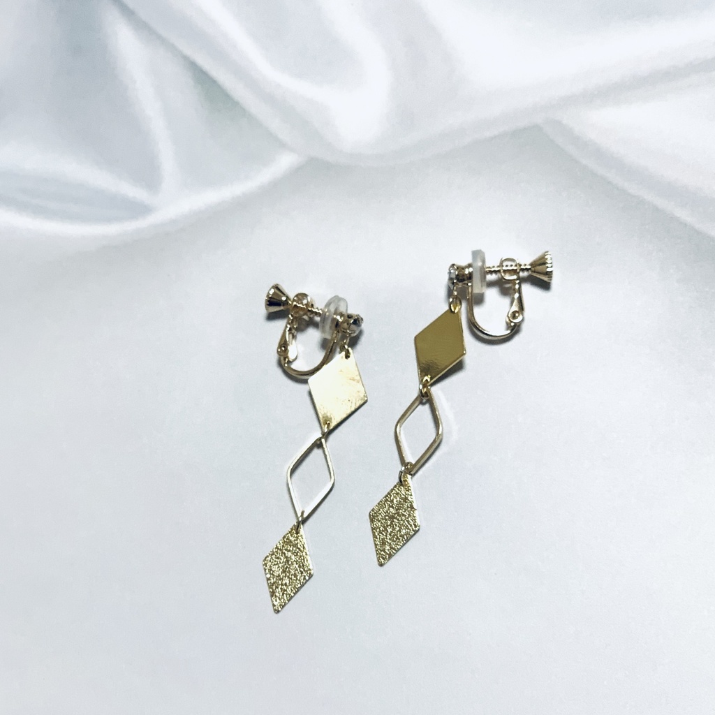 【ツイステ/twst】リーチ兄弟イメージピアス/イヤリング