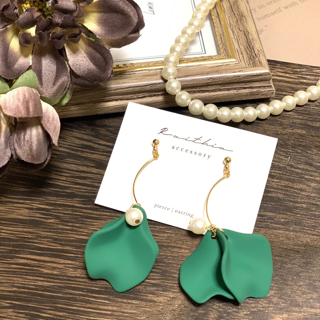 【忍たま/nntm】フラワーペタルピアス/イヤリング《1年生,先生,ドクタケ》