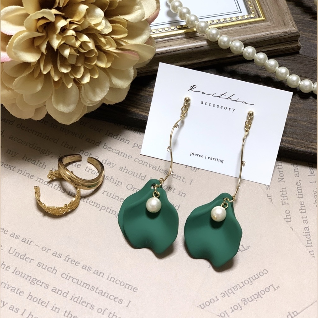 【忍たま/nntm】ストーン付きフラワーペタルピアス/イヤリング