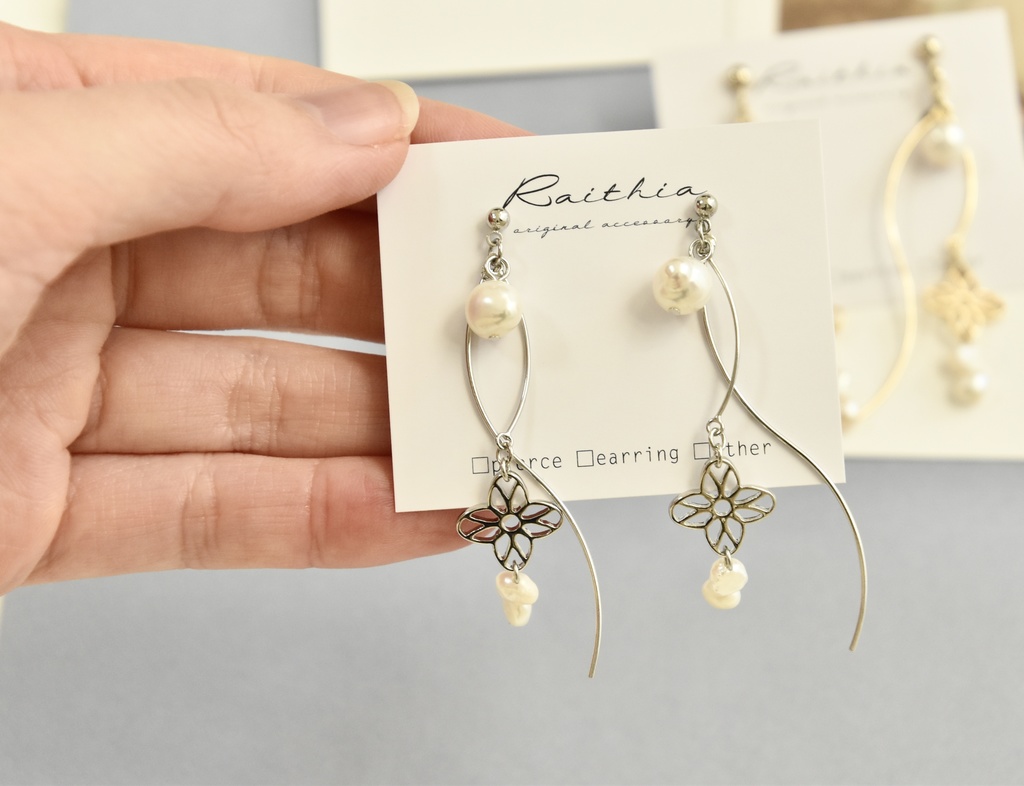 【nntm】手裏剣イメージピアス/イヤリング