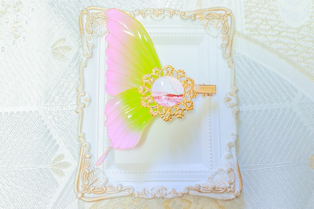 【鬼滅の刃】蝶のヘアクリップ（栗花落カナヲ、胡蝶カナエ）