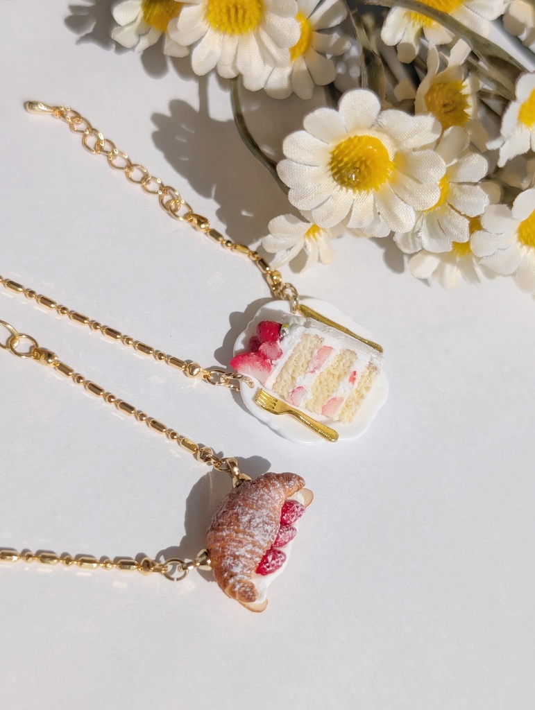 ぬいぐるみ用アクセサリー(ポシェット)　いちごクロワッサン・ショートケーキ