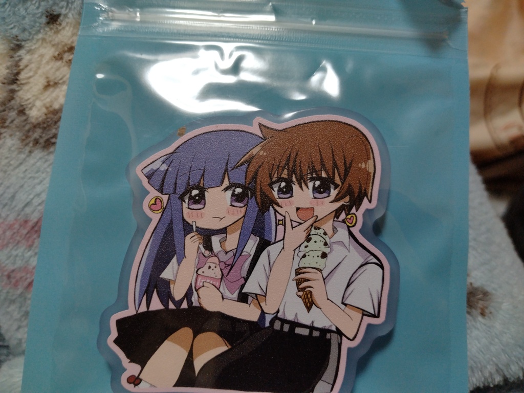 新グッズ!アクスタ3種類
