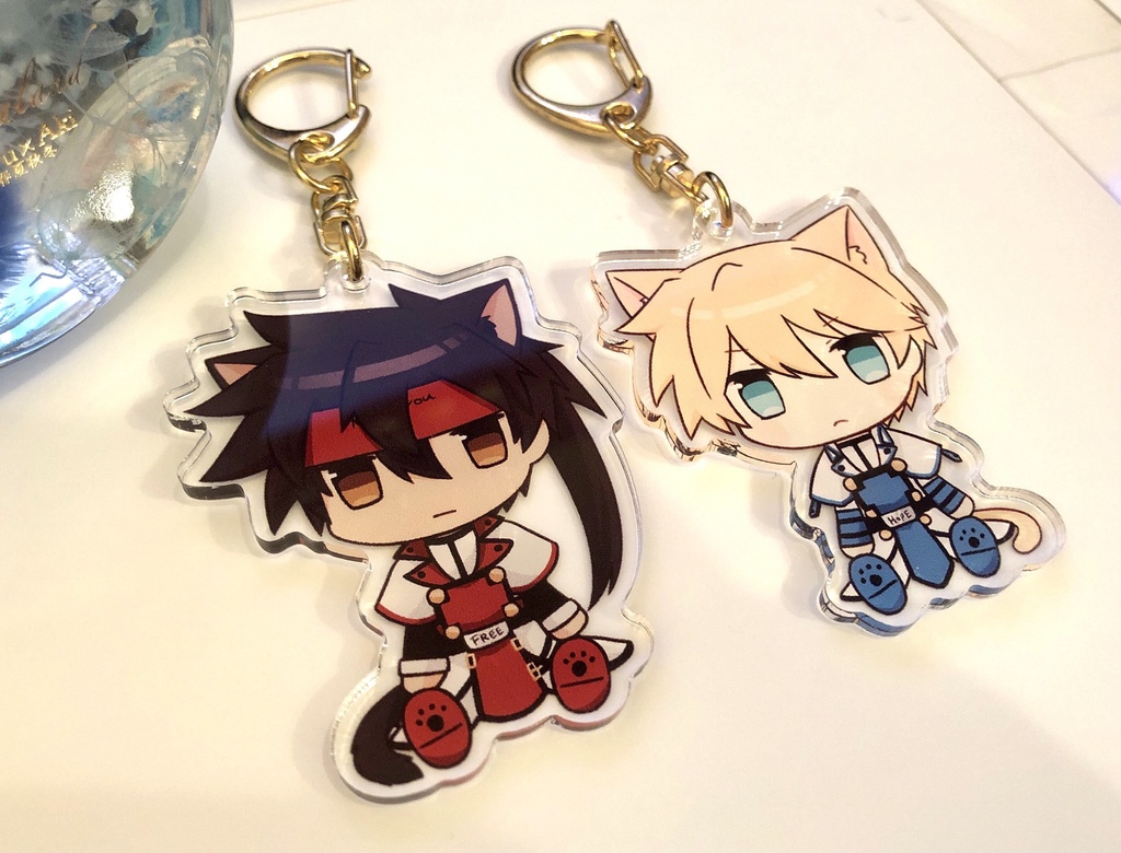 聖騎士団ソル（ねこ）アクリルキーホルダー - ねこをこねる - BOOTH