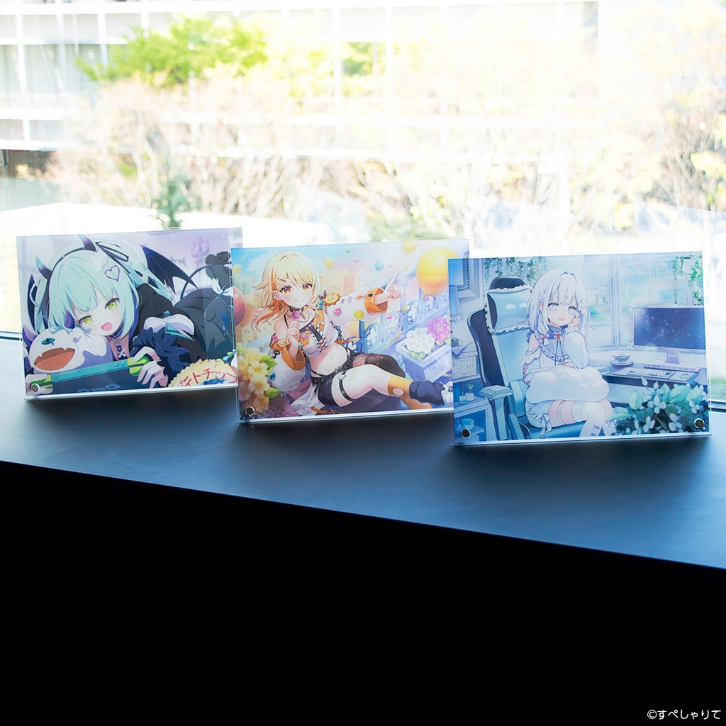 デビュー記念グッズ A4アクリルパネル