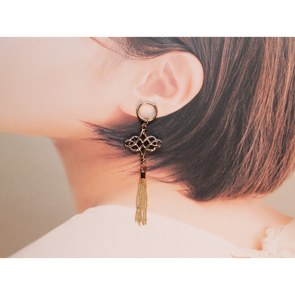 【アクセサリー】マオ・カイリモチーフ ピアス/イヤリング【探偵事務所桃源郷】