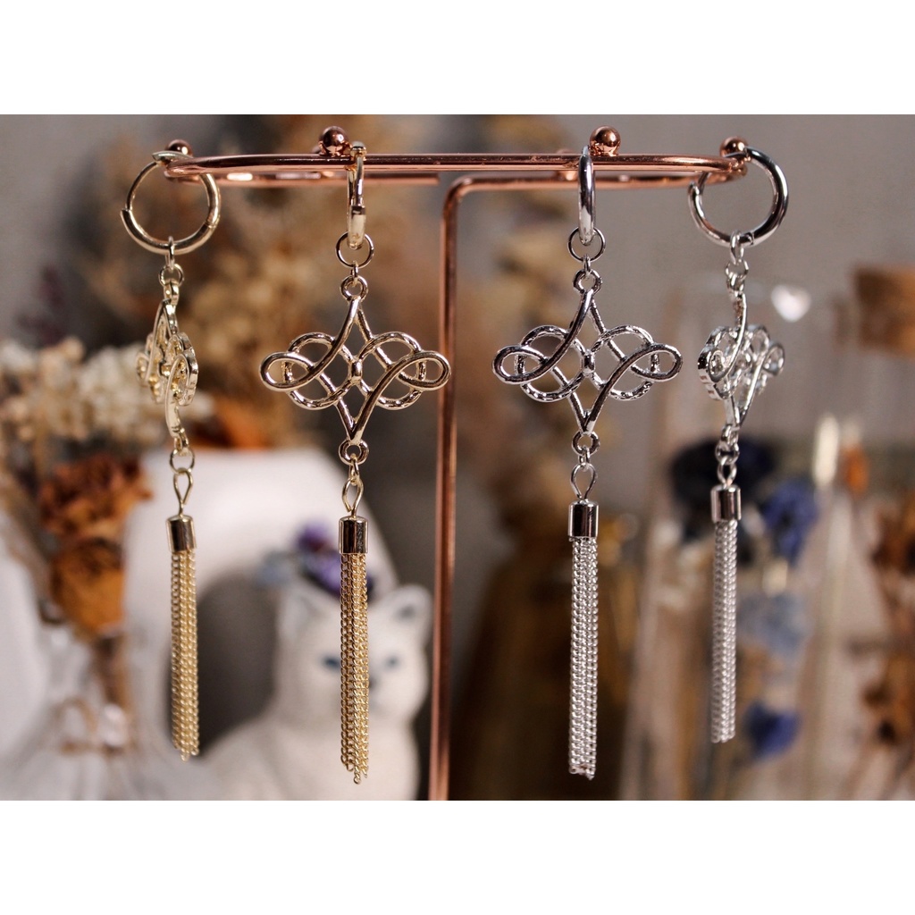【アクセサリー】マオ・カイリモチーフ　ピアス/イヤリング【探偵事務所桃源郷】