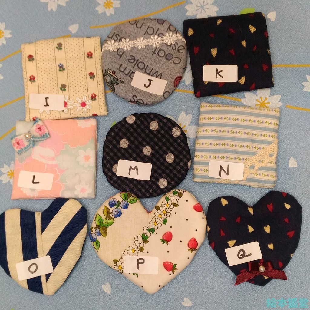 6cmミニ座布団とミニクッション