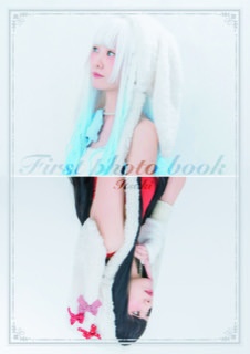 写真集・アクスタ