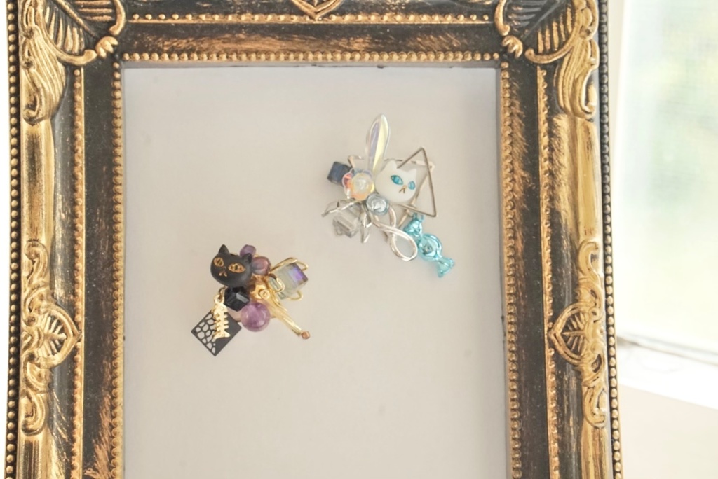 ねこ夏五ピアス