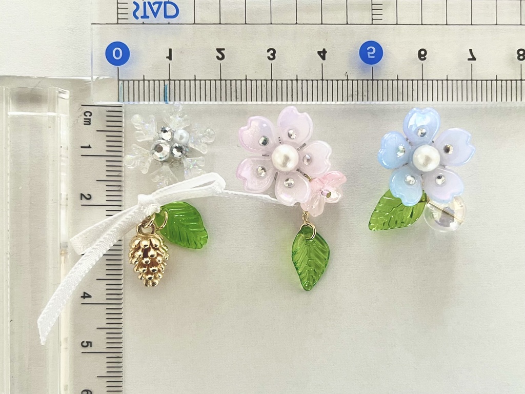 ぬいちゃん用桜ピアス