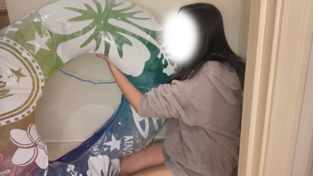 #13 まりなさんの130cm浮き輪膨らまし