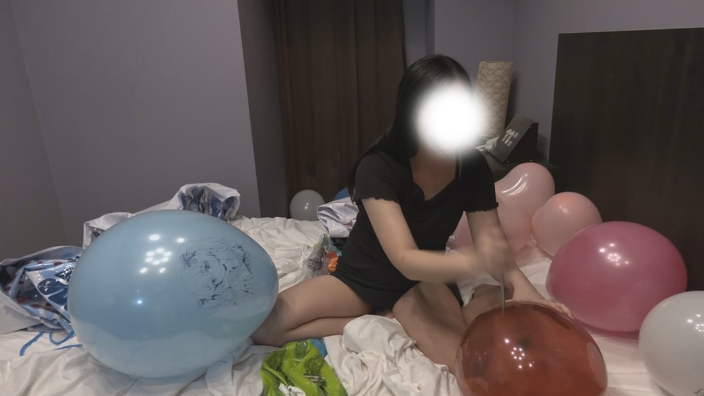 #47 まりなさんのハッピーバースデー(風船膨らまし&風船割り)