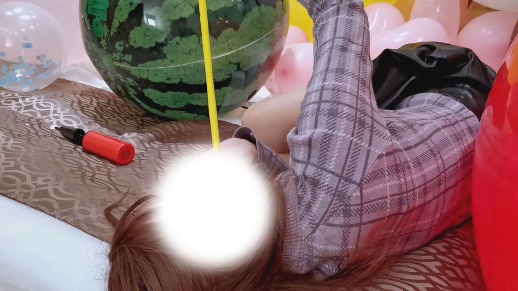 #68 るあさんの風船膨らまし