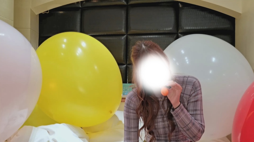 #68 るあさんの風船膨らまし