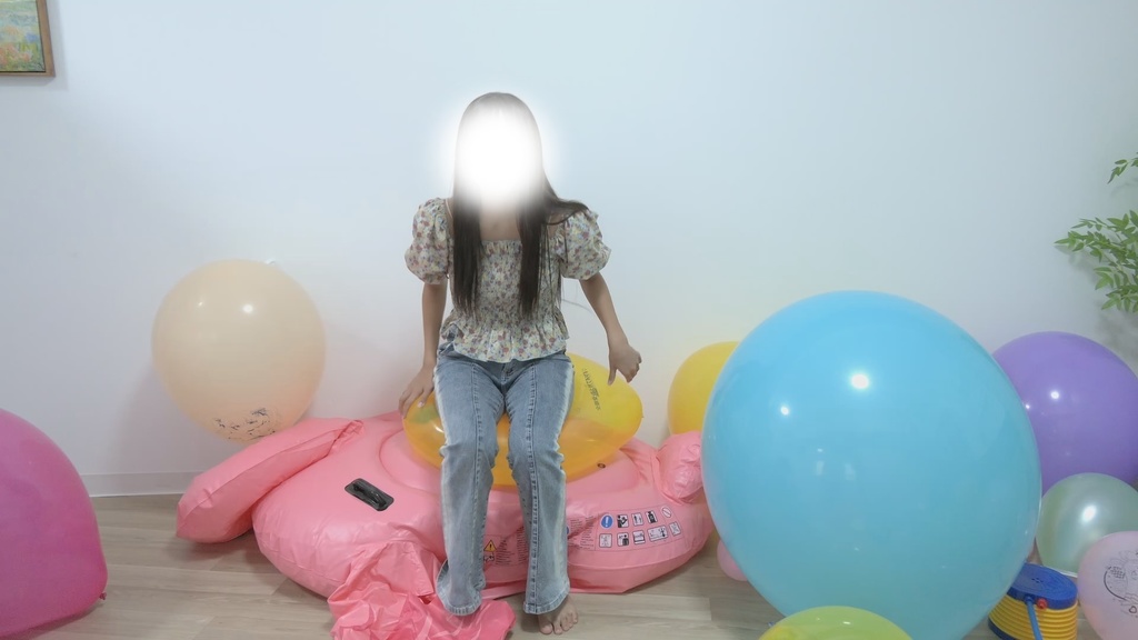 #78 のんたんさんが風船に座って割れるか検証!