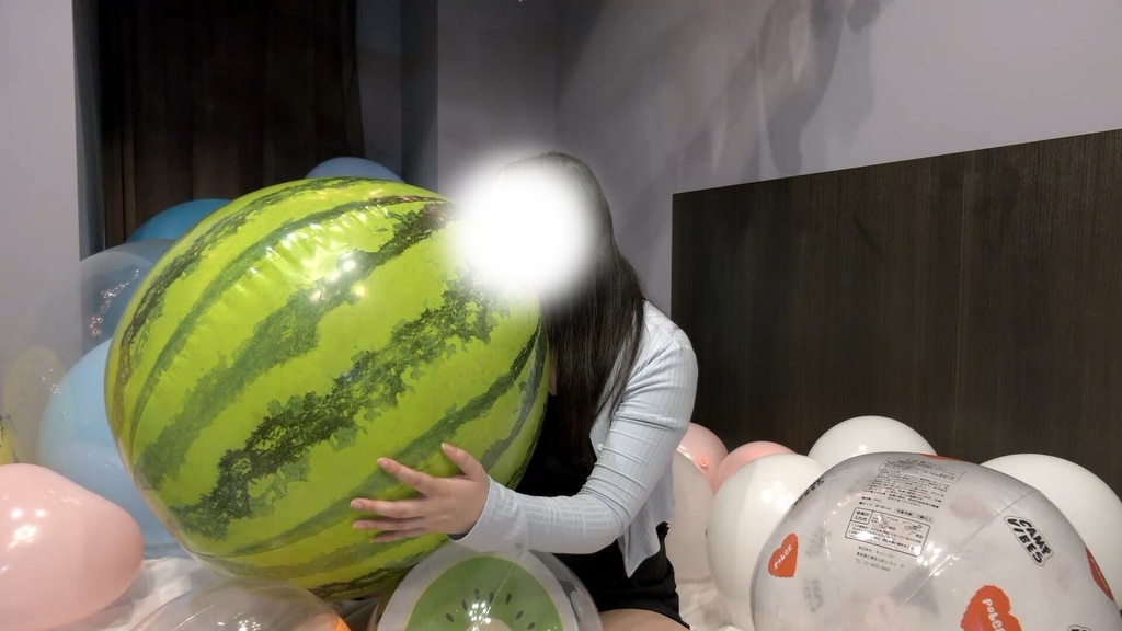 #117 まりなさんのビーチボール膨らまし5個