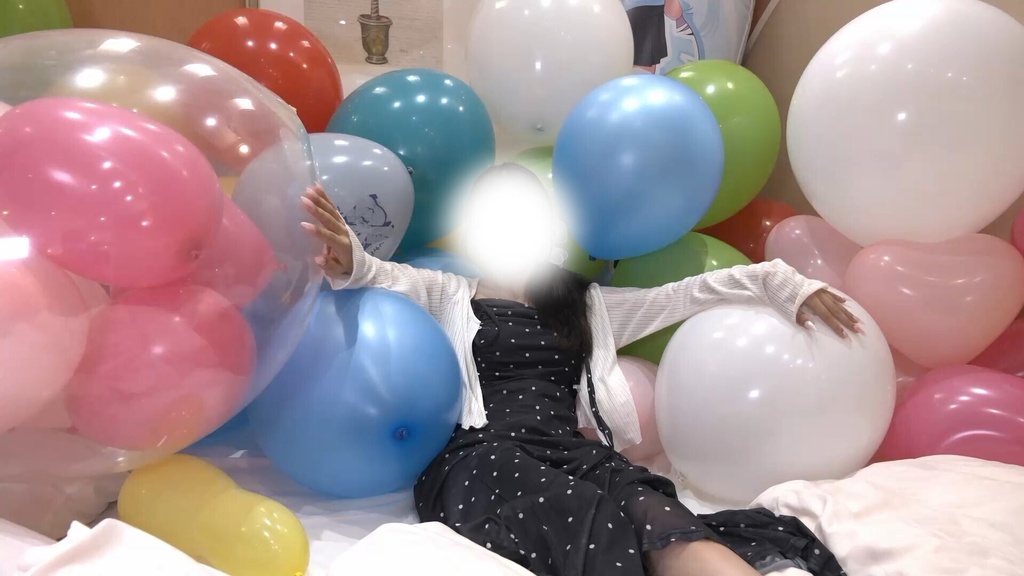 #132 まゆさんのふわふわ風船遊び
