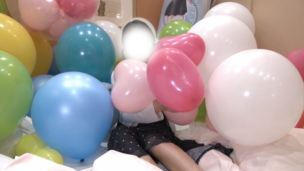 #132 まゆさんのふわふわ風船遊び