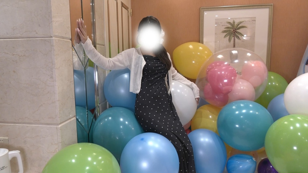#132 まゆさんのふわふわ風船遊び