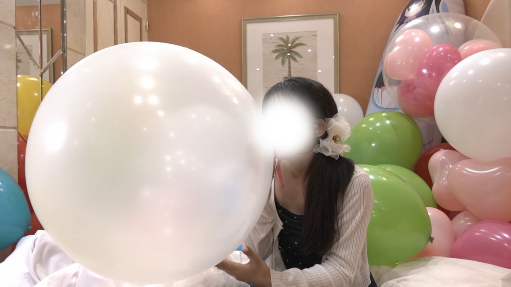 #143 まゆさんの巨大風船膨らまし