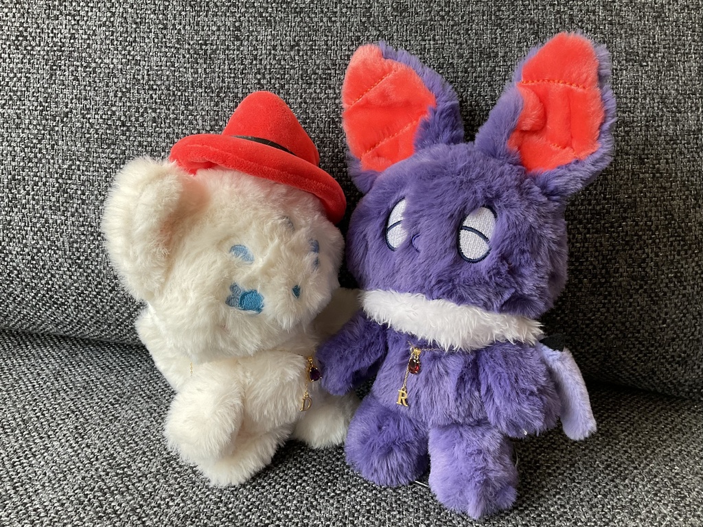 イニシャルチャームD