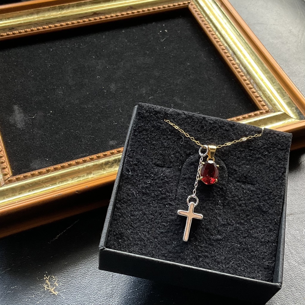 シルバークロスチャーム