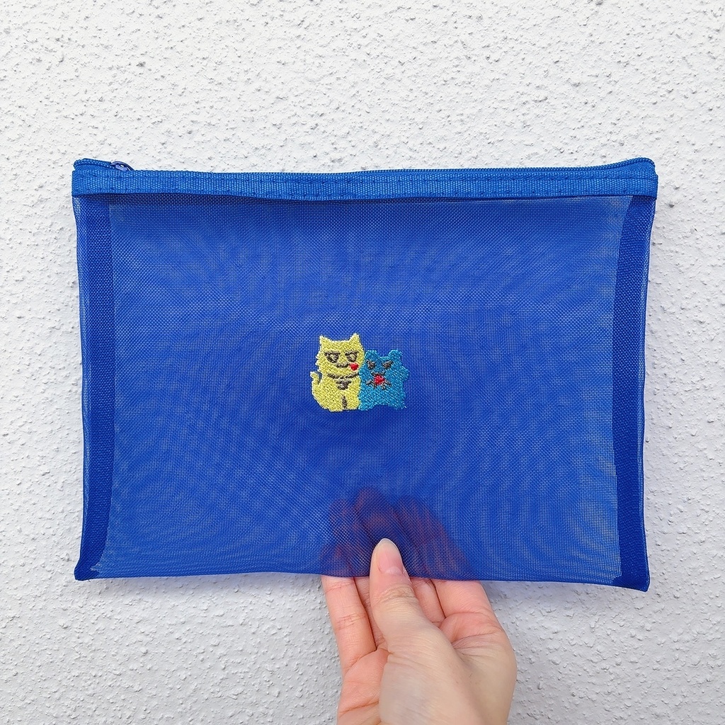 ジョー仁刺繍メッシュポーチ