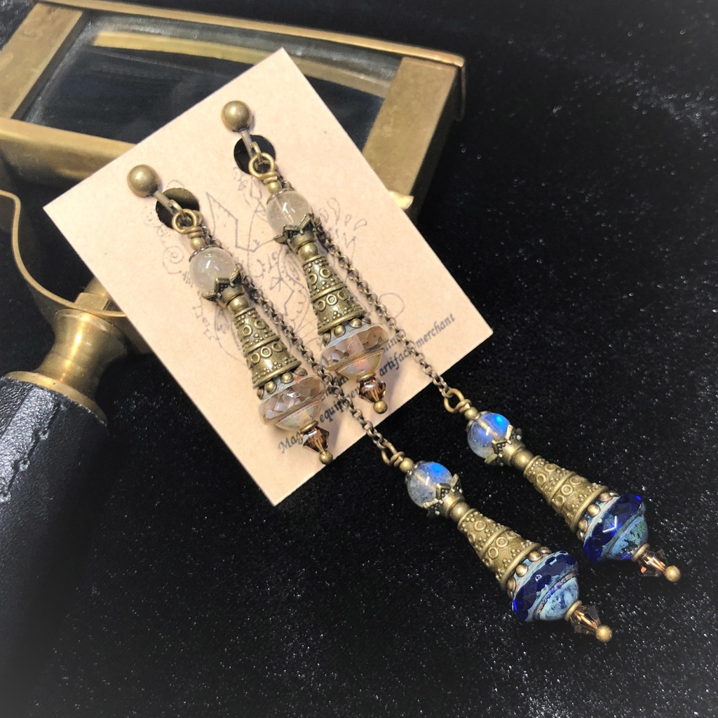 月蝕を纏う耳飾り