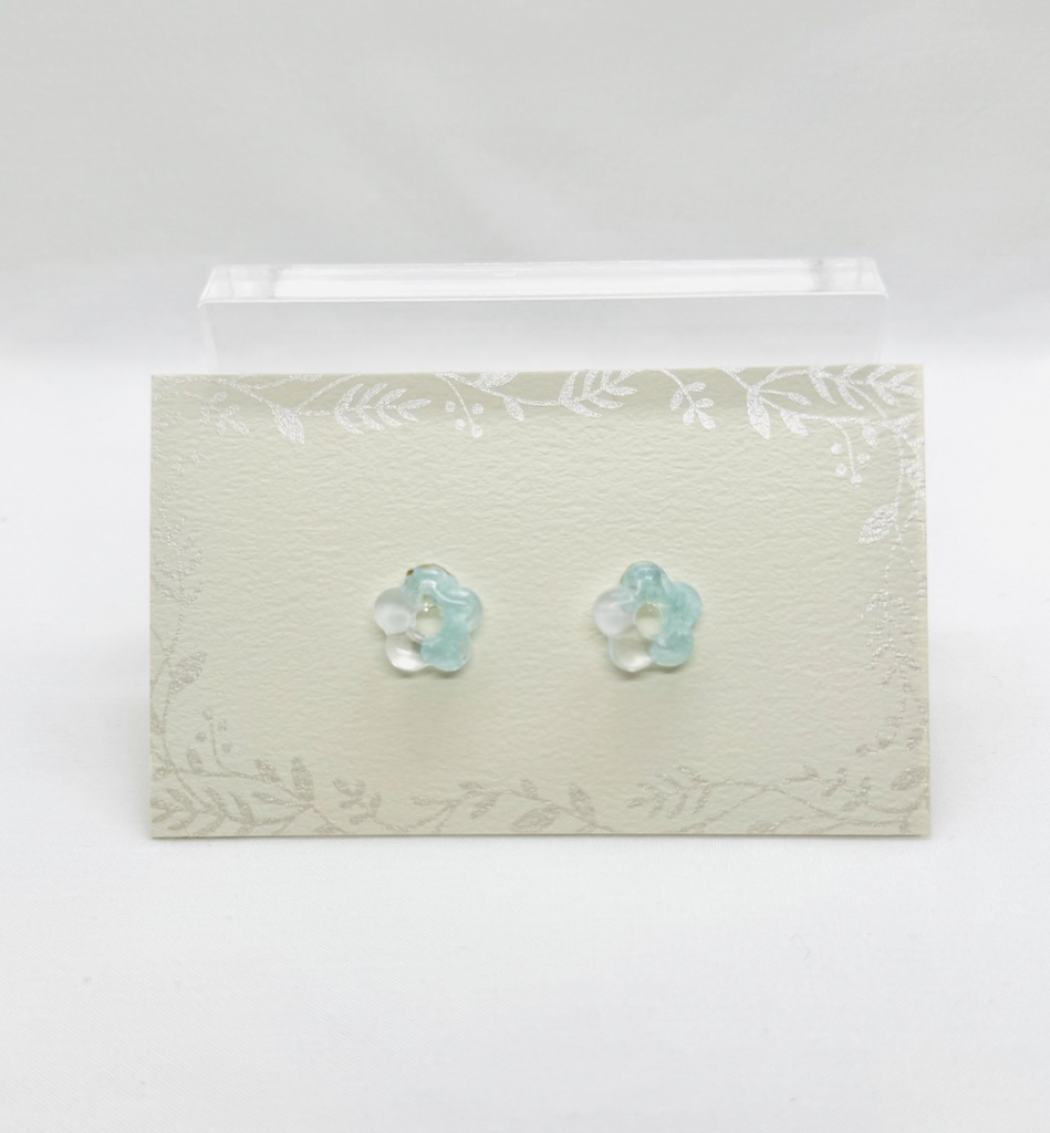 【五条悟イメージカラー】お花のピアス