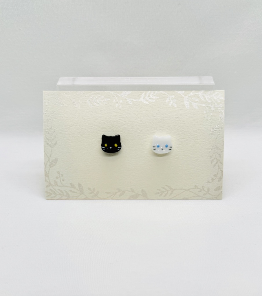 【夏五概念】猫の一粒ピアス