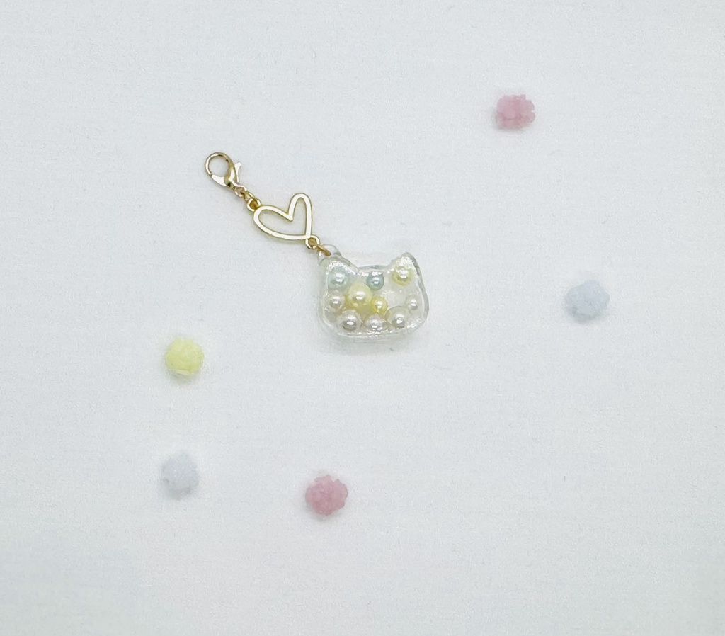 夏五イメージにゃんこ型チャーム