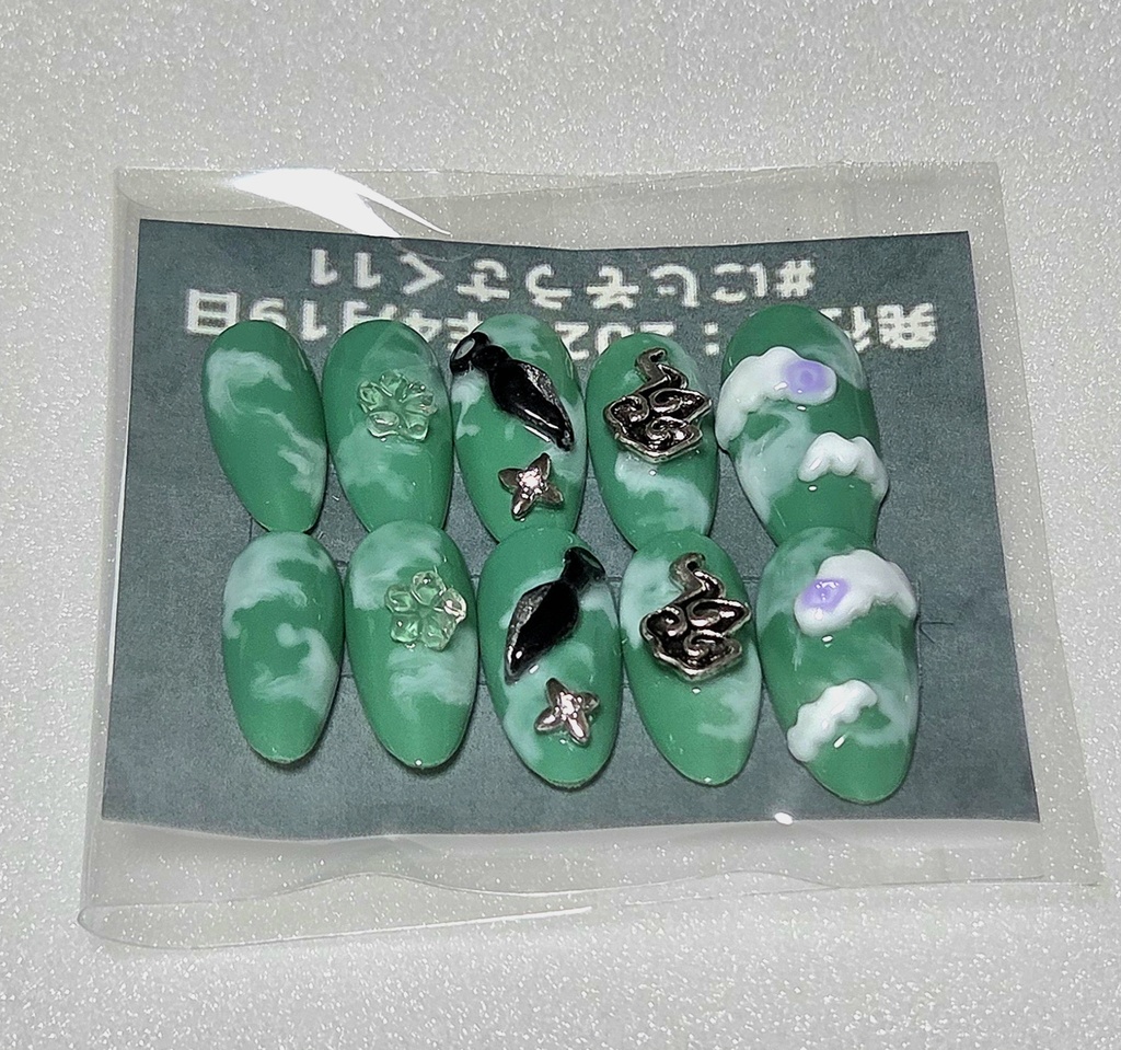 叢雲カゲツイメージネイルチップ