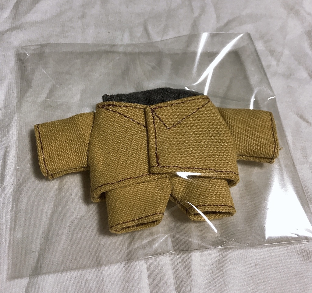 10センチぬい ぬい服 ジャケット風上着 ズボン インナー 3点セット♪