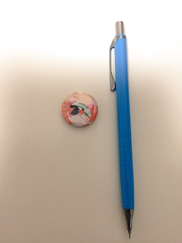 ラビとティムの缶バッチ