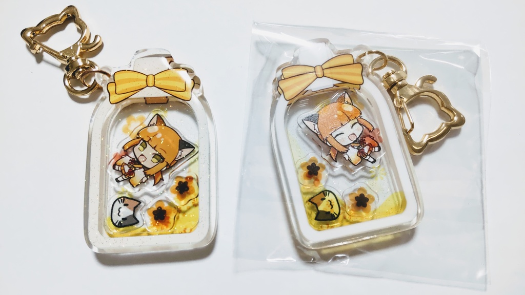 ミケちゃんシャカシャカアクキー