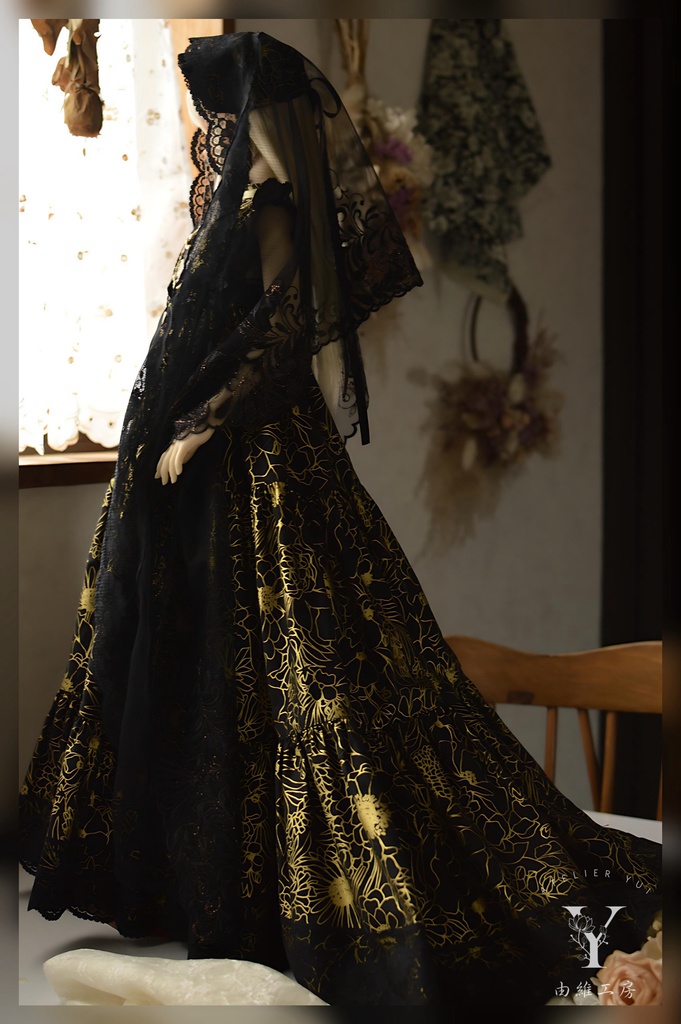 BLACK×GOLD フィッシュテールロングドレス