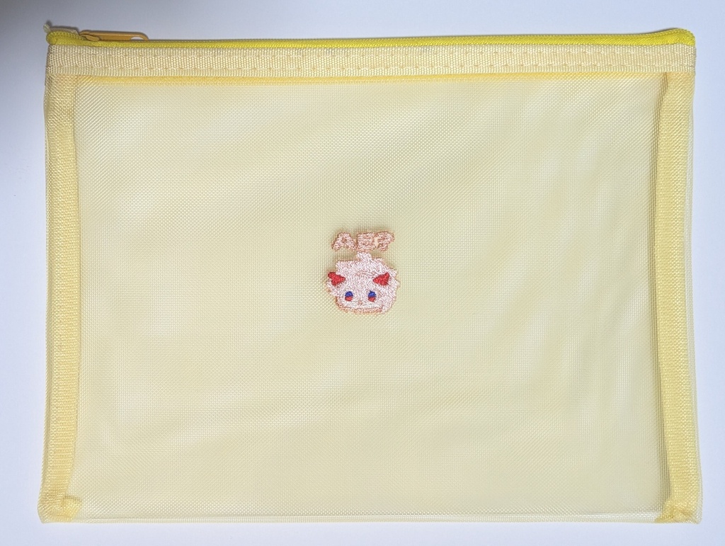 刺繍メッシュポーチ