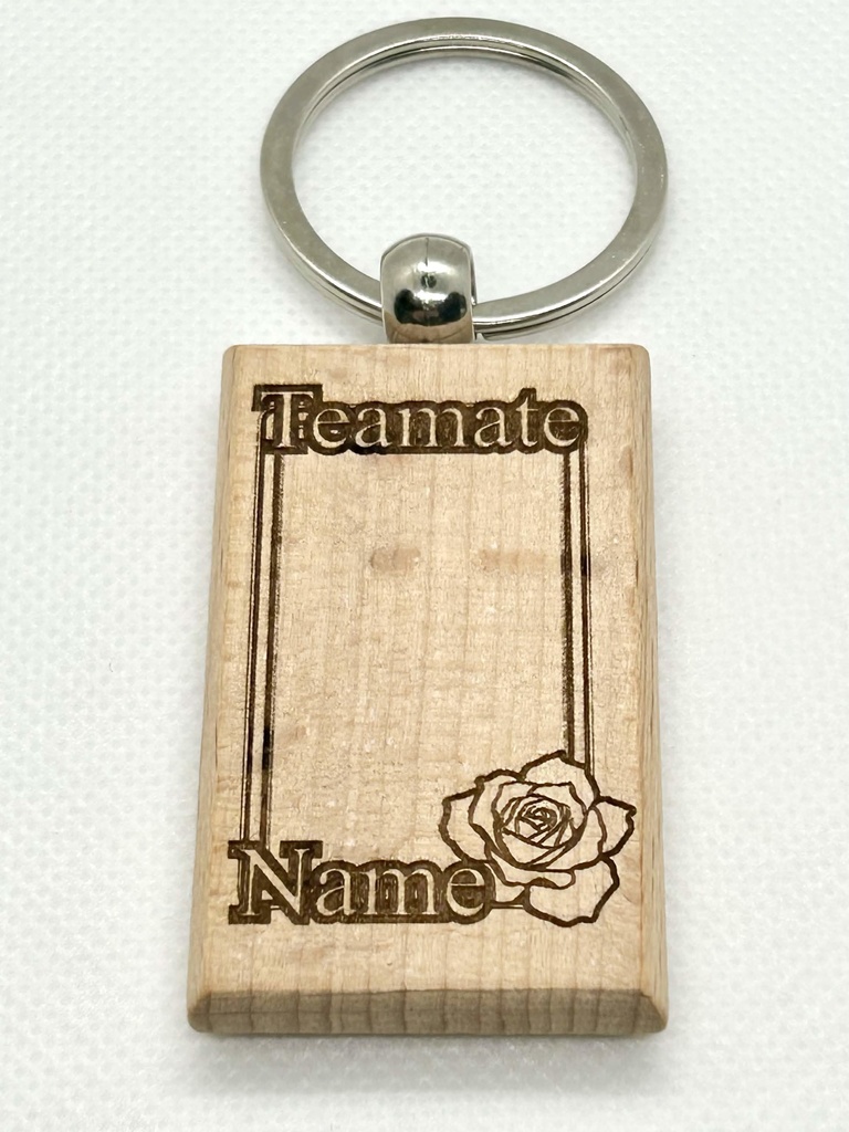 【一点物】覇凰院キャサリンウッドブランクのサイズは約3*5.6 cm 、厚さ0.7 cmで、キーリングの直径は約3.17 cm。日記念|木製キーホルダー(丸型/長方形・リバーシブル)